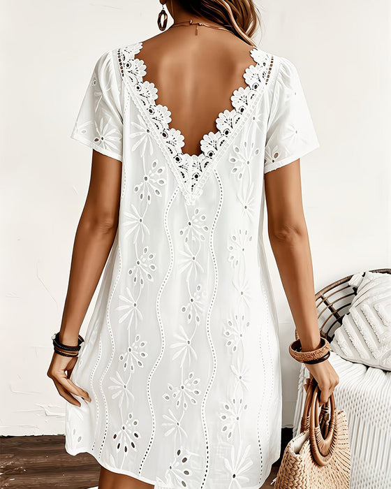 Robe Col V Dentelle Découpée Dos Nu