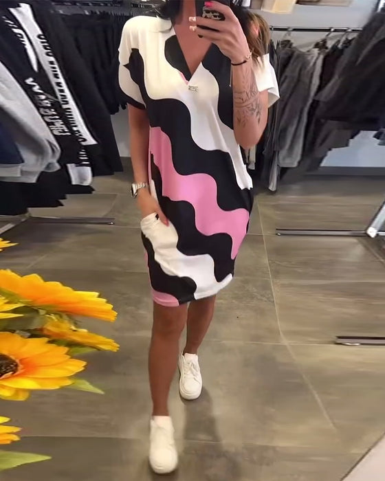 Robe À Col En V Avec Imprimé Ondulé