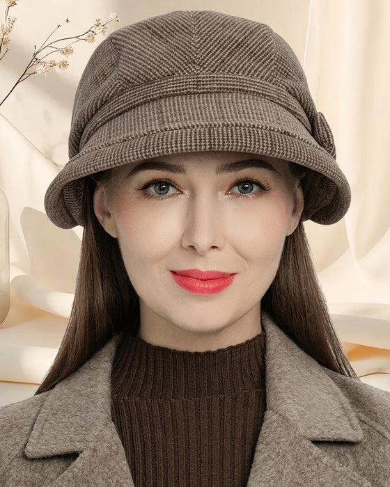 Femme Élégant À Carreaux Nœud Décor Béret
