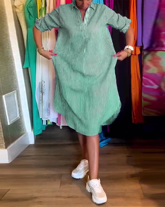 Robe décontractée à rayures et revers imprimés