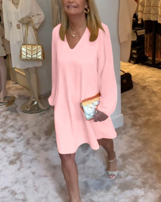 Robe col en V à manches lanternes de couleur unie