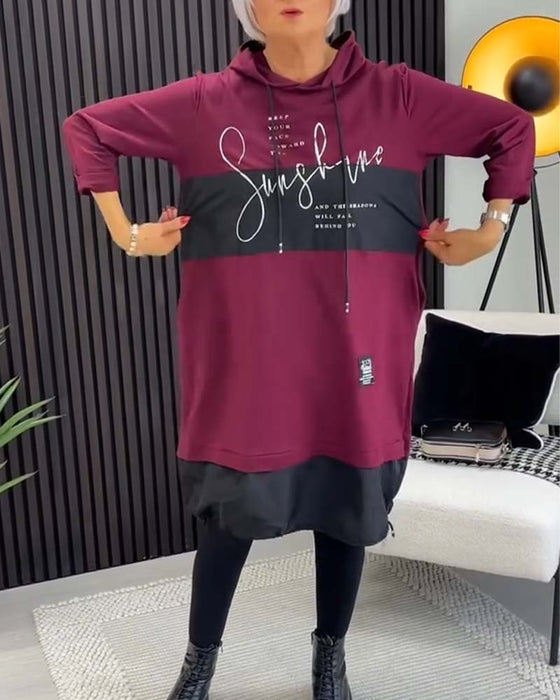 Robe décontractée à capuche avec imprimé lettres en blocs de couleurs et poche
