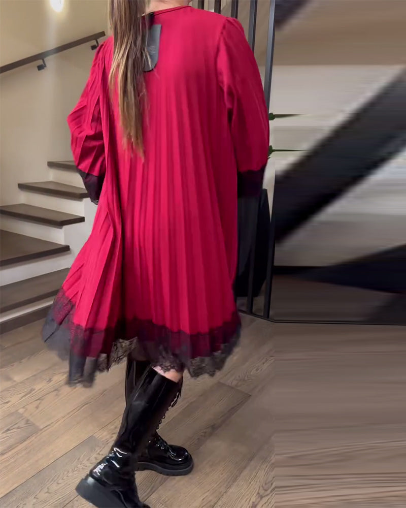 Robe Ample À Plissés Et Col Rond