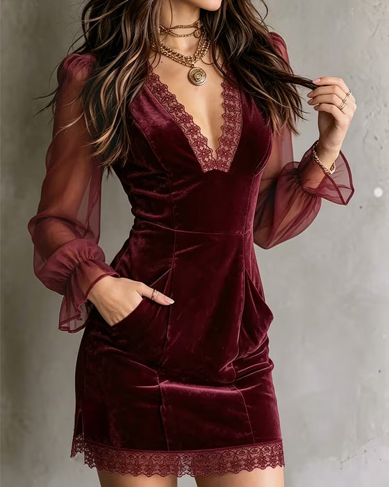 Robe Col V Slim Fit Dentelle Patchwork
