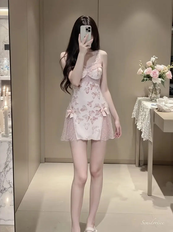 Nuisette ajustée femme à col V plongeant avec laçage imprimé papillon top brassière et ensemble lounge dos nu