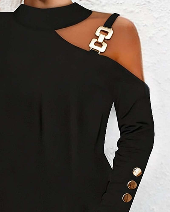 Robe Épaules Dégagées Boucle Métallique