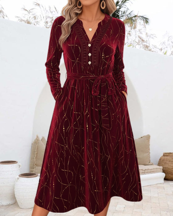Robe Avec Détail En Dentelle, Style À Tempérament Et Tissu Velours
