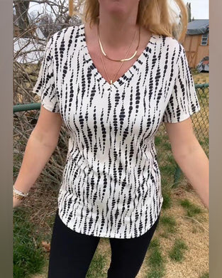 T-Shirt Imprimé Manches Courtes Col En V