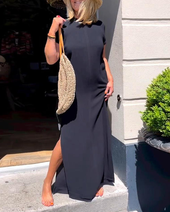 Robe élégante à manches courtes en couleur unie