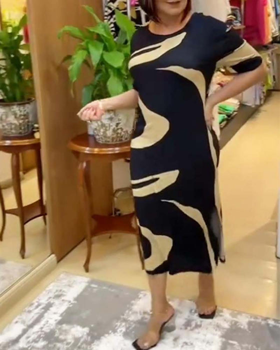 Robe décontractée à imprimé et à fourreau découpé