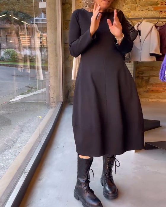 Robe trapèze à taille ronde et col rond de couleur unie