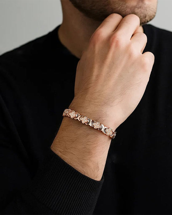 Bracelet En Cuivre À Trèfle À Quatre Feuilles