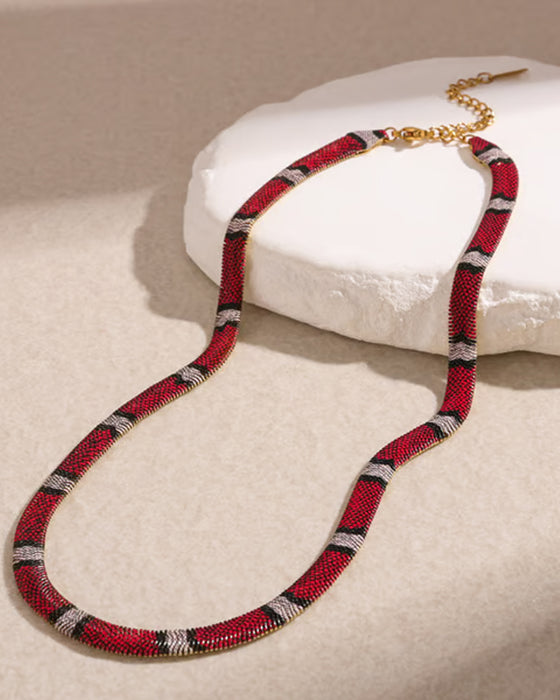 Collier Statement Serpent – Un Symbole de Mystère & de Pouvoir