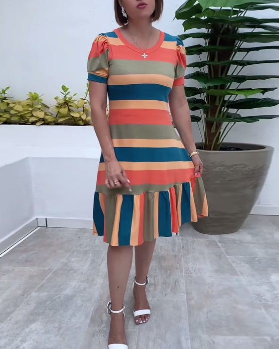 Robe décontractée à manches courtes à rayures