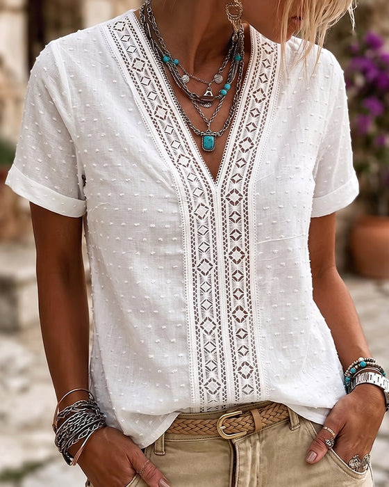 Blouse Col En V Découpe Diamant 3D Fleuri Unie