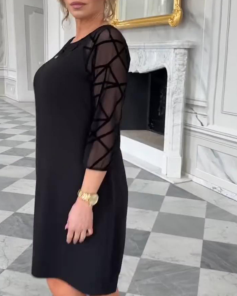 Robe Élégante À Col Rond Et Style Tendance