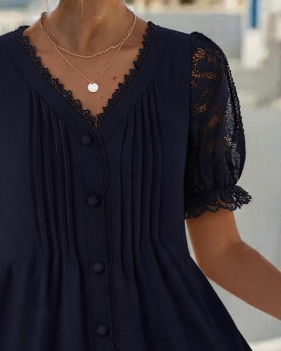 Robe Col V Bouton Froncée Dentelle Patchwork