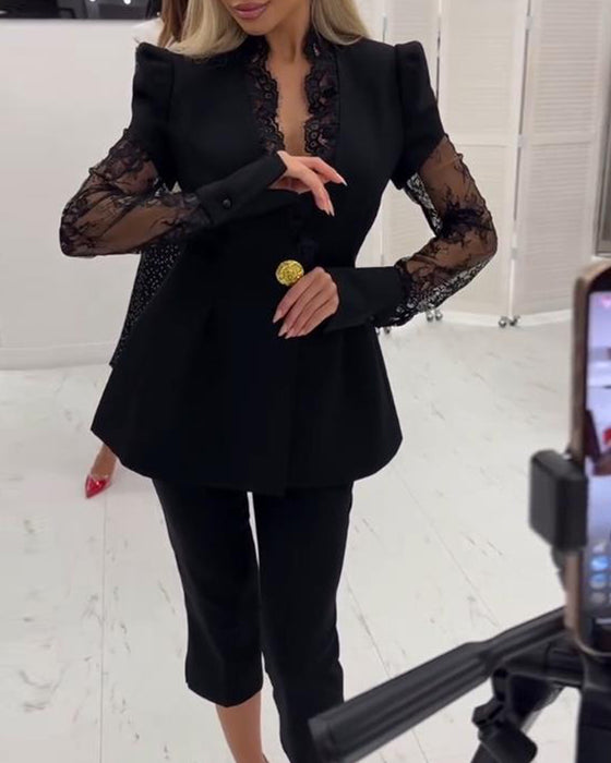 Blazer Avec Détail de Panneau de Dentelle, Coupe Structurée Et Ambiance Élégante