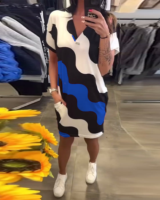 Robe À Col En V Avec Imprimé Ondulé