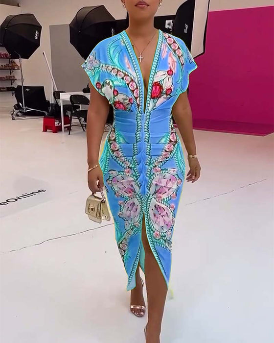 Robe imprimée à taille fendue en V profond