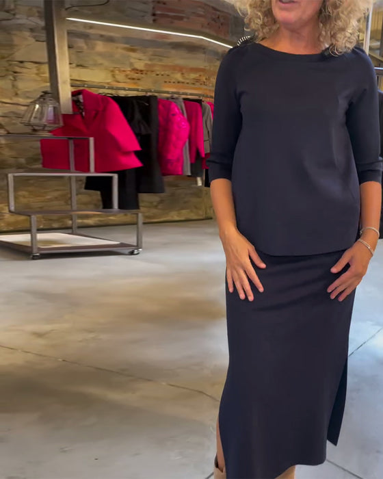 Jupe de costume simple de couleur unie à col rond