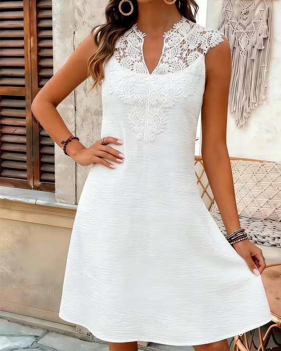 Robe Sans-Manches Dentelle Patchwork Courte
