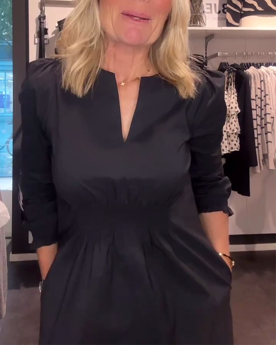 Robe Trapèze À Manches Bouffantes Et Taille Marquée