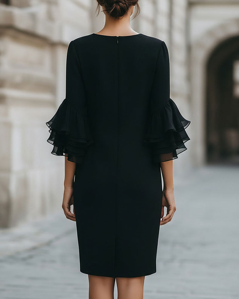 Robe Superposée Manche Évasée Slim