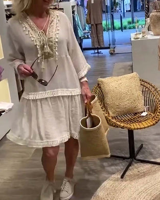 Robe décontractée à franges et col en V en dentelle