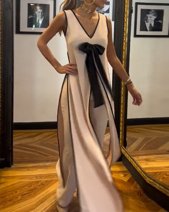 Costume élégant avec nœud sans manches