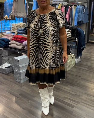 Robe Ample Col Rond Manches Courtes Imprimée