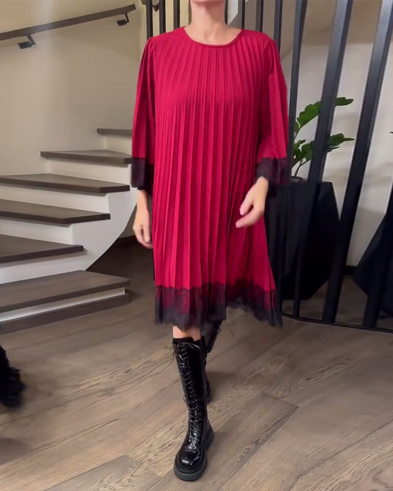 Robe Ample À Plissés Et Col Rond