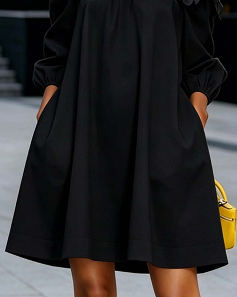 Robe Off-Shoulder Floral Accent