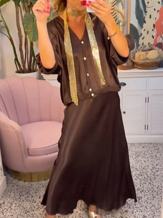 Ensemble jupe décontractée à boutons et col en V