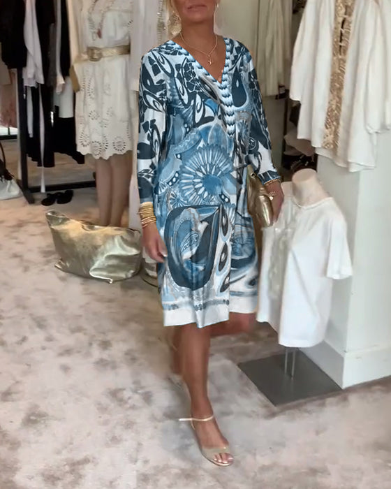 Robe décontractée à col en V et imprimé rétro