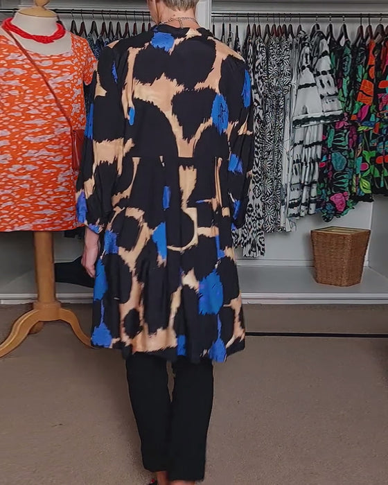 Chemisier décontracté à manches longues et col en V avec imprimé de couleurs contrastées