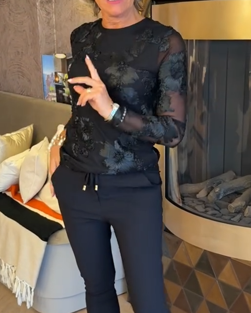 Haut Élégant À Col Rond Et Manches Longues