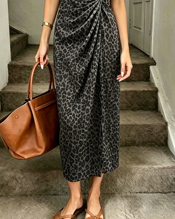 Robe Col Rond Twist Devant Léopard Manches Courtes Longue