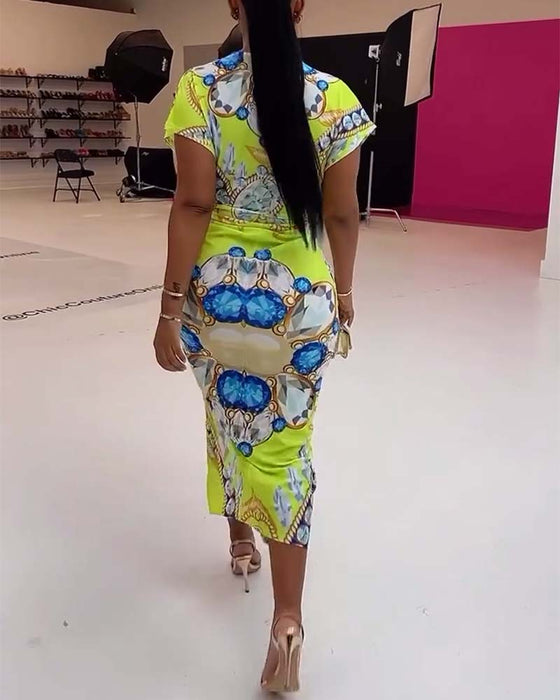 Robe imprimée à taille fendue en V profond