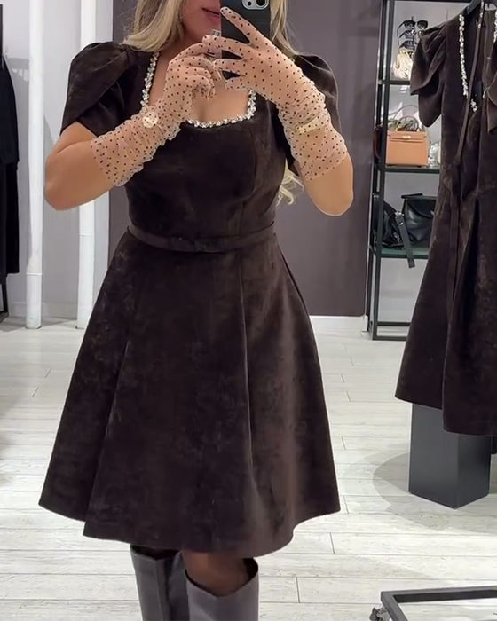 Robe À Manches Ballon Et Encolure Large