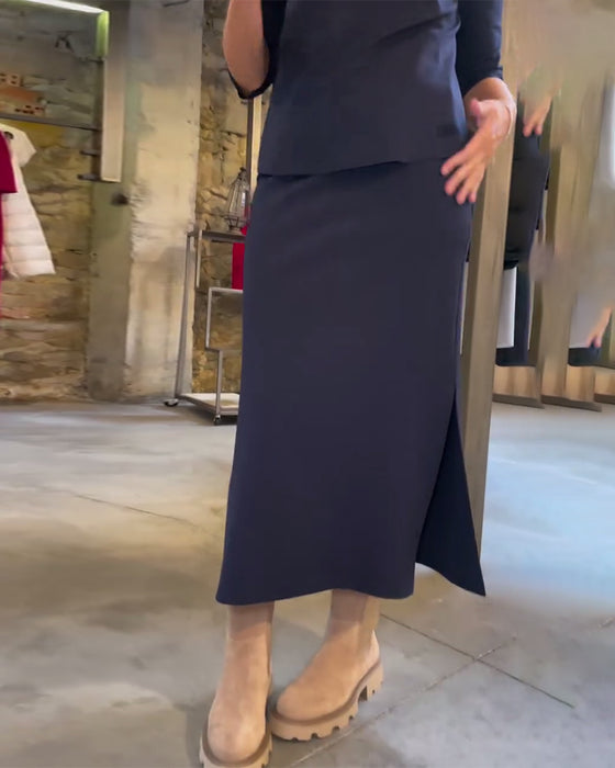 Jupe de costume simple de couleur unie à col rond