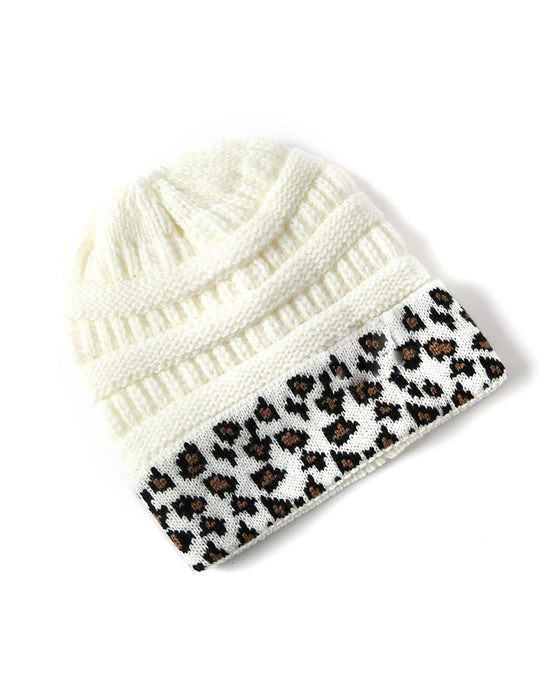 Bonnet d’Hiver pour Femme à Motif Léopard avec Cache-Oreilles Chauds