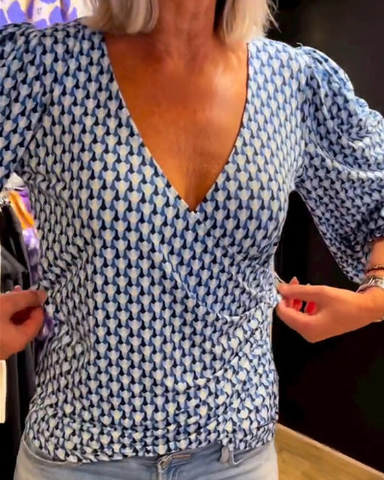 Haut à manches longues et col en V profond