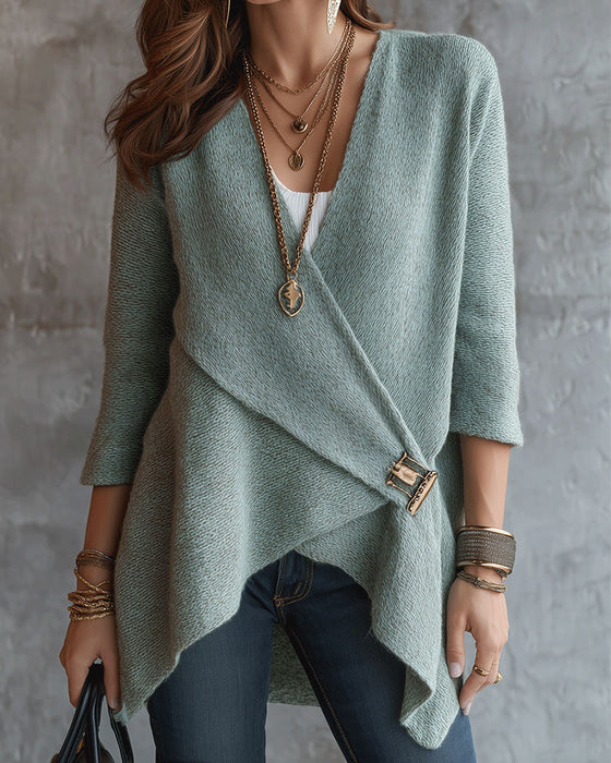 Pull Col En V Croisé Bouton Métallique Asymétrique