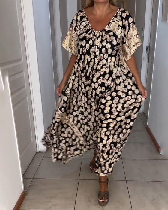 Robe imprimée à manches courtes et col en V