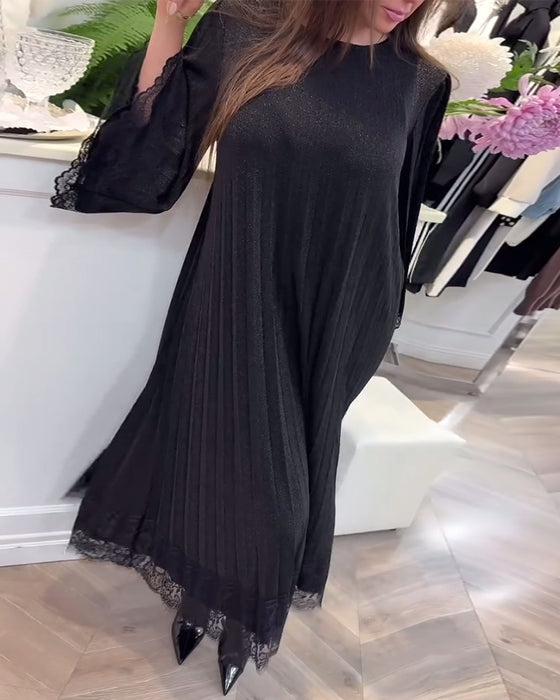 Robe Col Rond Ample Dentelle Patchwork