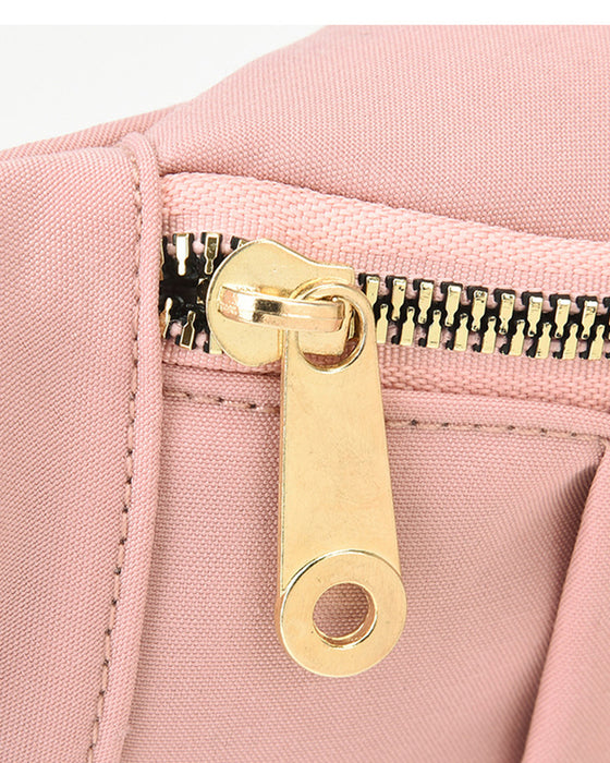 Sac à bandoulière simple de couleur unie sur le devant