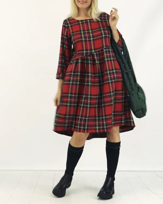Robe décontractée à carreaux et col rond