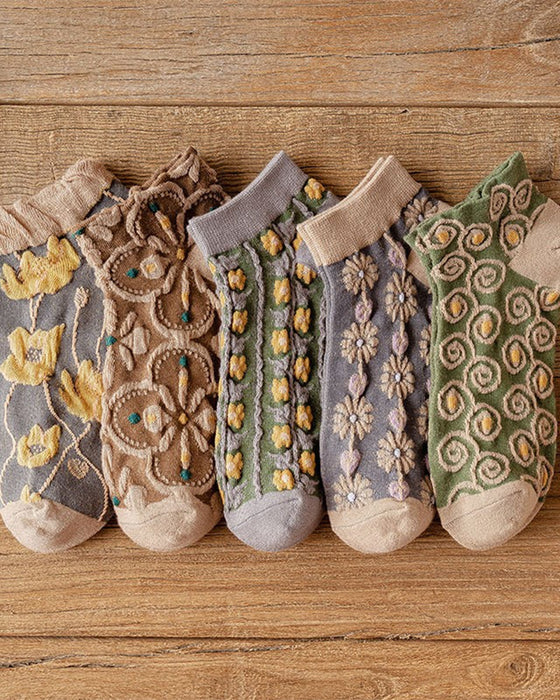 Chaussettes en coton à motif floral en relief pour femmes