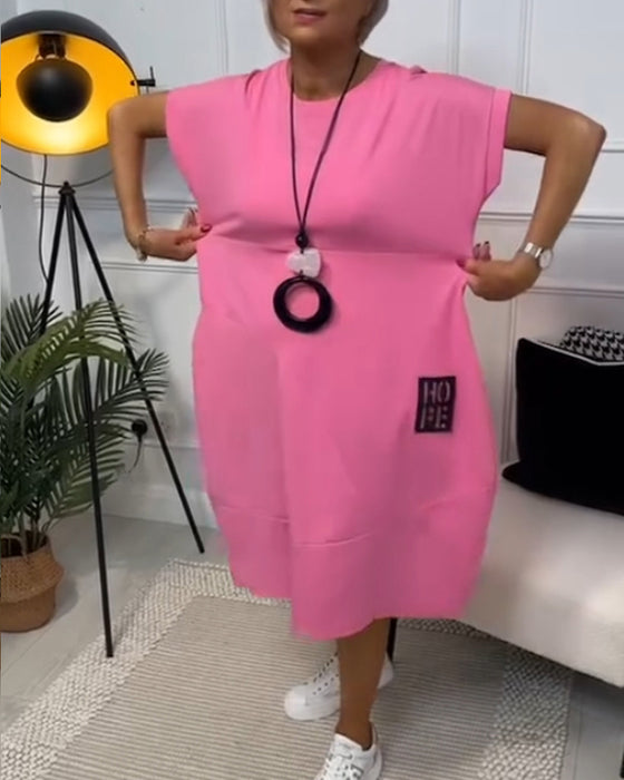 Robe décontractée à manches courtes et imprimé lettre simple